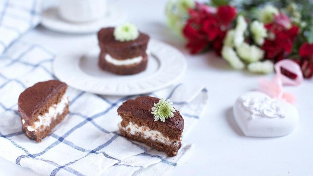 Маленькая фотография блюда по рецепту «Шоколадные мини-кейки»